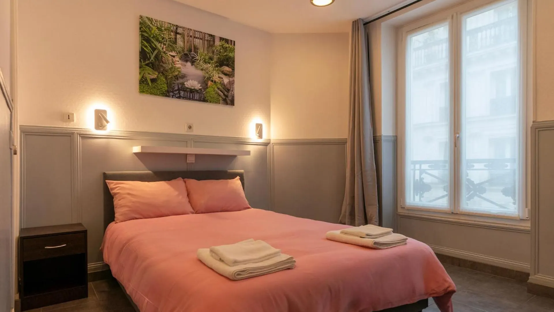 Hotel Geoffroy Marie Opera Paris